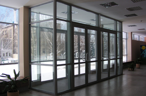 ​GRUPURI DE UȘI EXTERIOARE